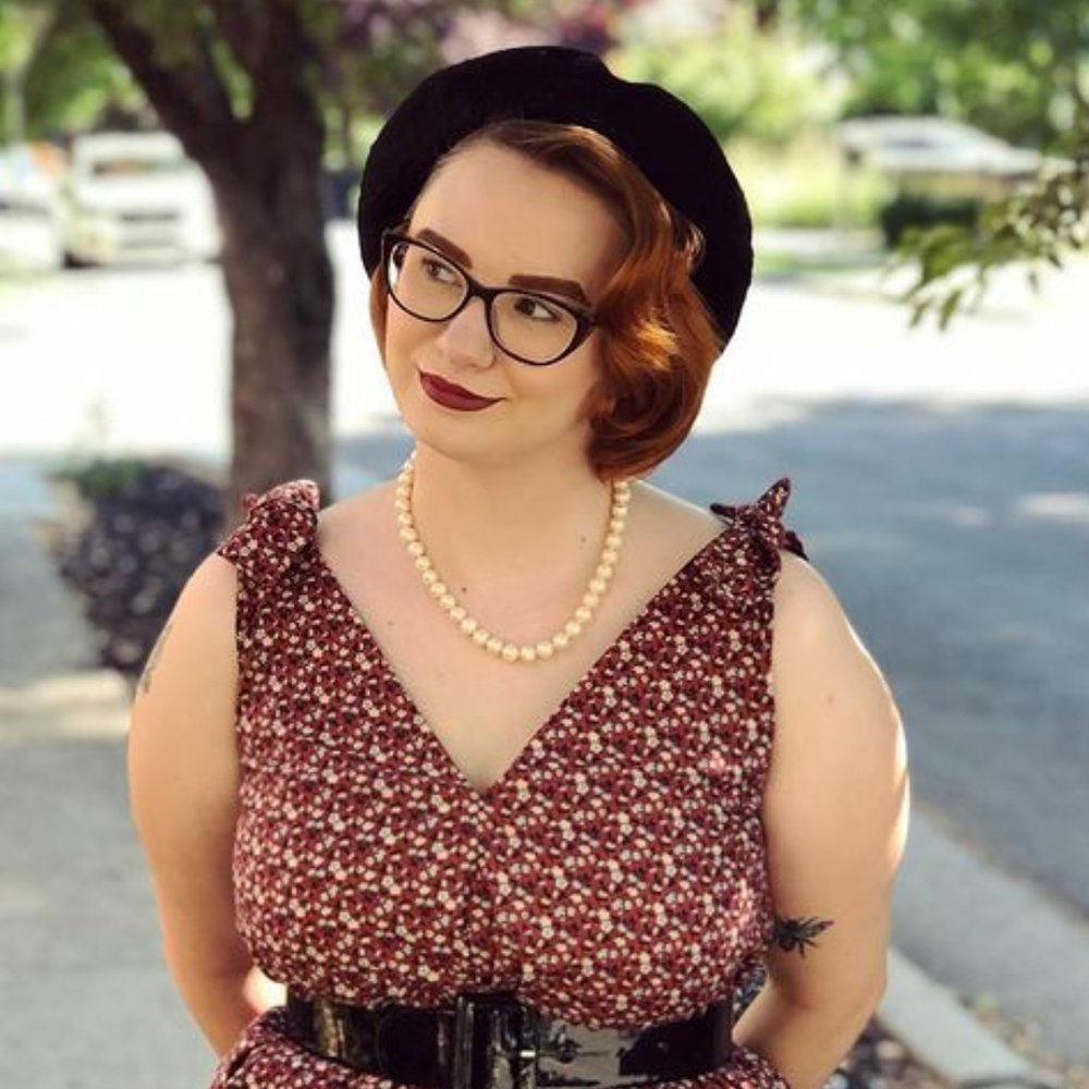 Meet your Posher, Rebecca